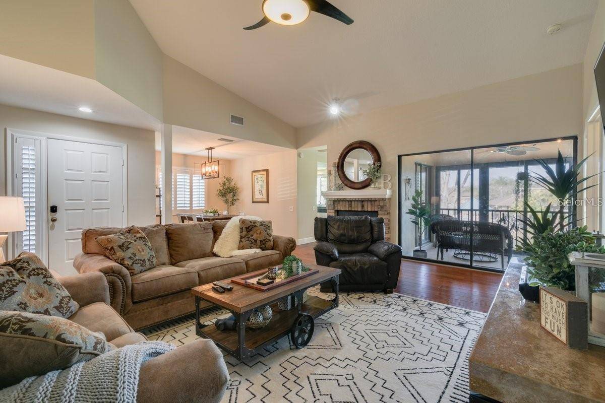3095 LANDMARK BLVD #2005, Palm Harbor, FL 34684