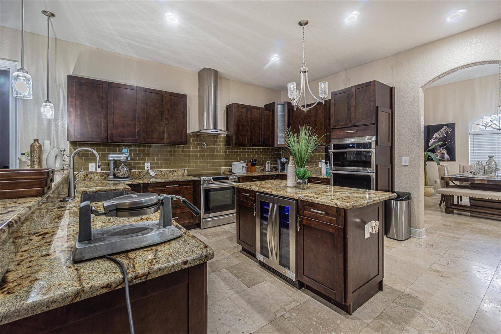 13102 DONE GROVEN DR, Dover, FL 33527