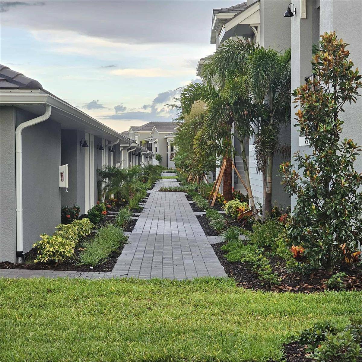 17470 OPAL SAND DR #201, Venice, FL 34293
