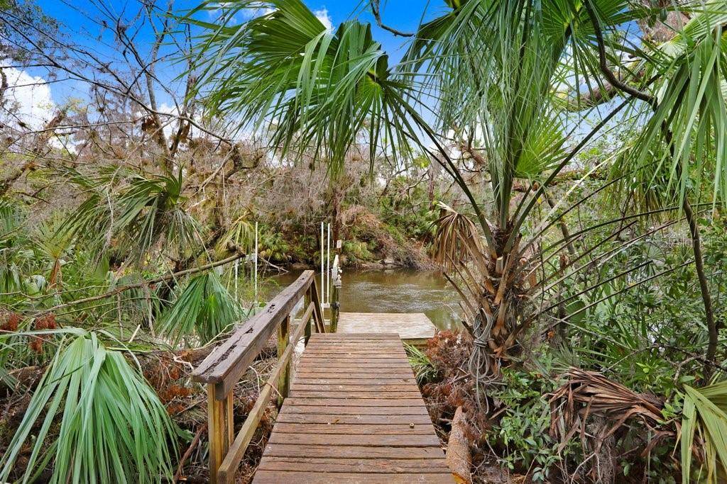 4872 RAMBLING RIVER RD, Brandon, FL 33511