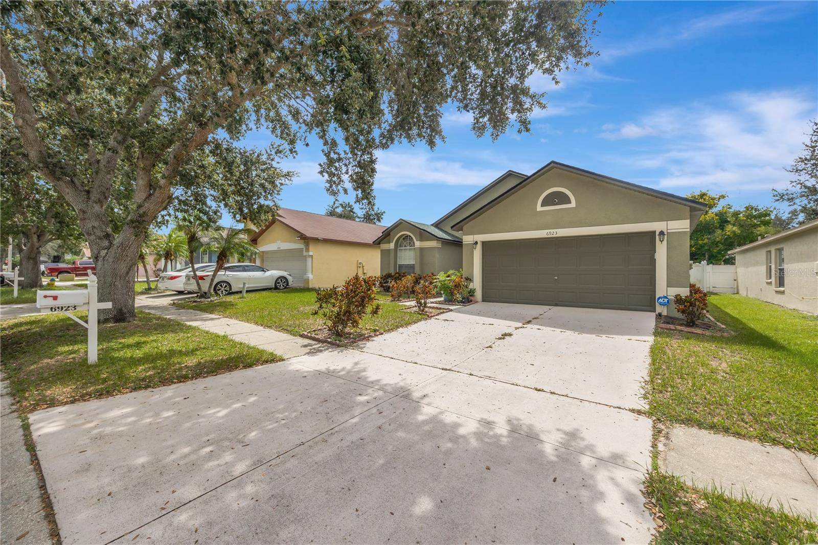 6923 WATERBROOK CT, Gibsonton, FL 33534