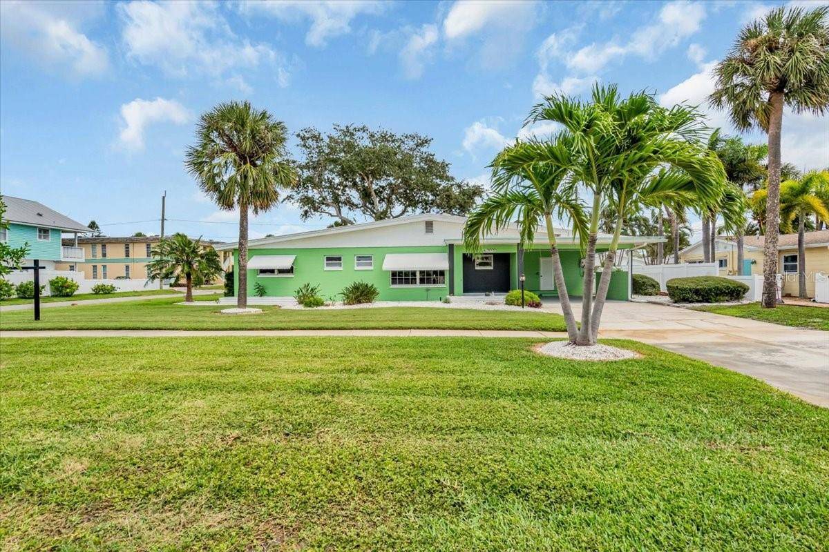 3002 58TH ST S, Gulfport, FL 33707