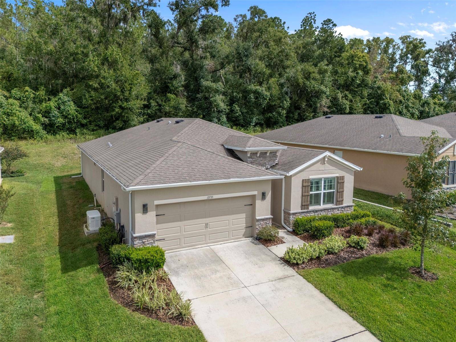 12735 EASTPOINTE DR, Dade City, FL 33525