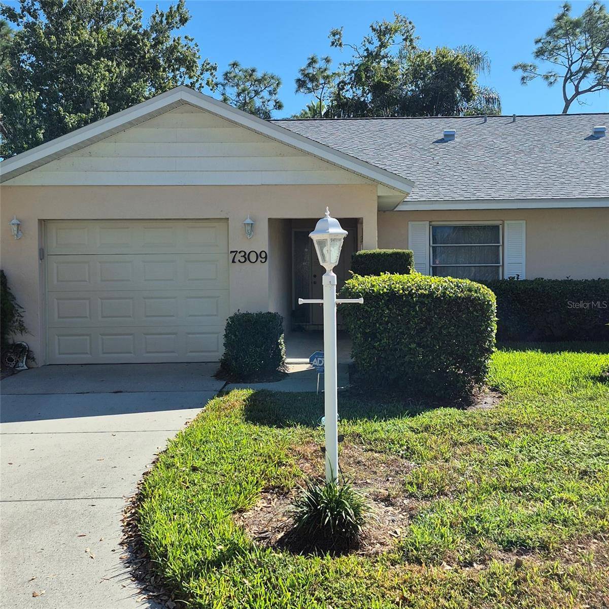 7309 ELEANOR CIR #7309, Sarasota, FL 34243