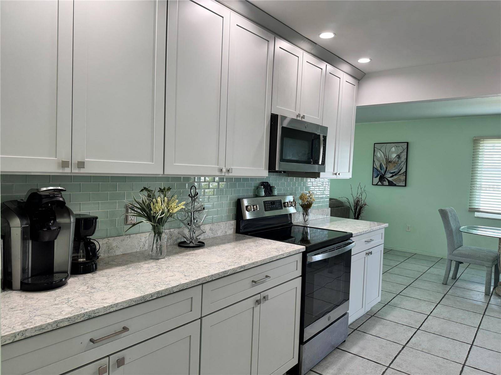 1048 PORPOISE RD, Venice, FL 34293