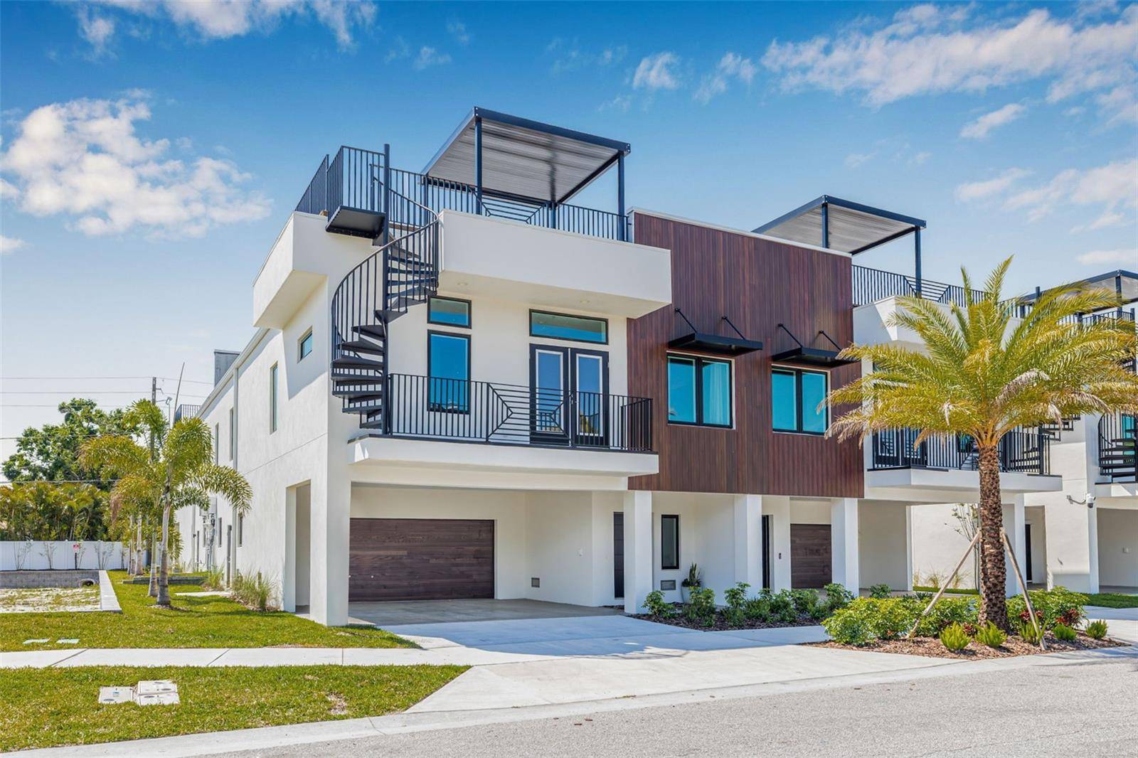 490 87TH AVENUE NORTH, St Petersburg, FL 33702
