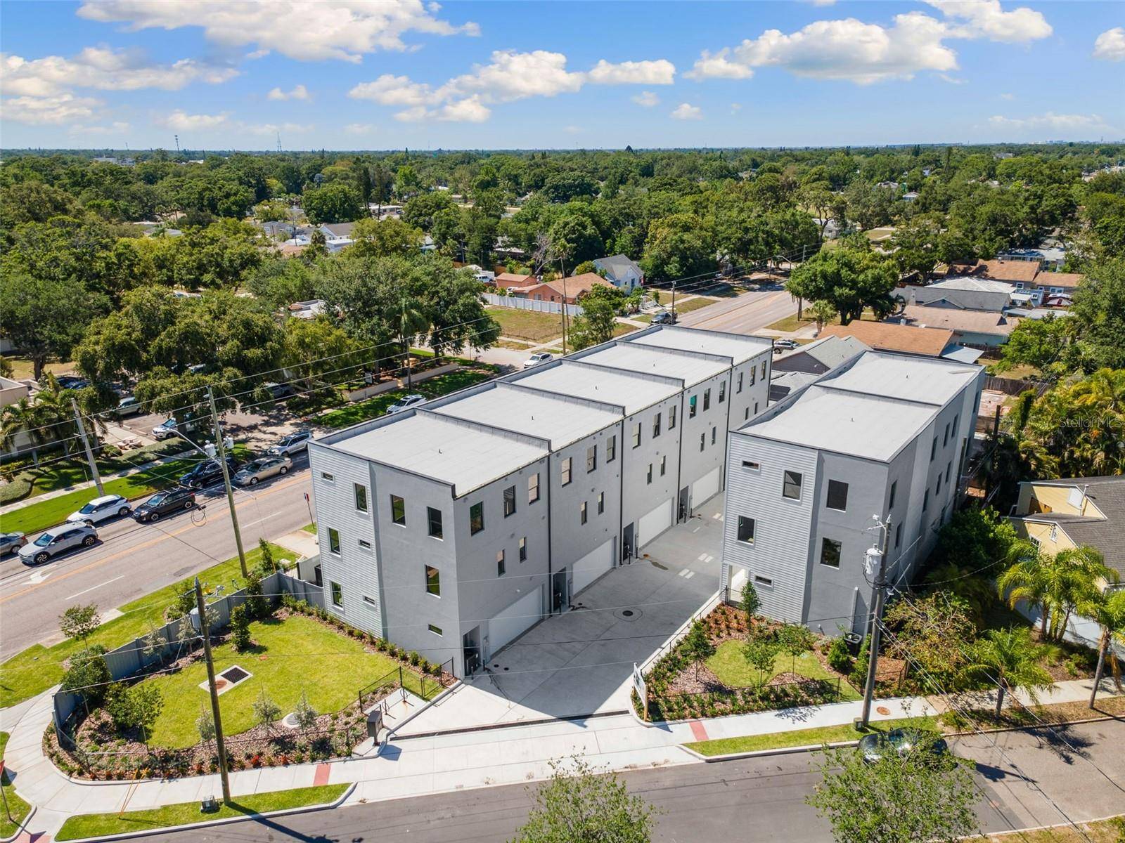 2205 16TH ST N, St Petersburg, FL 33704