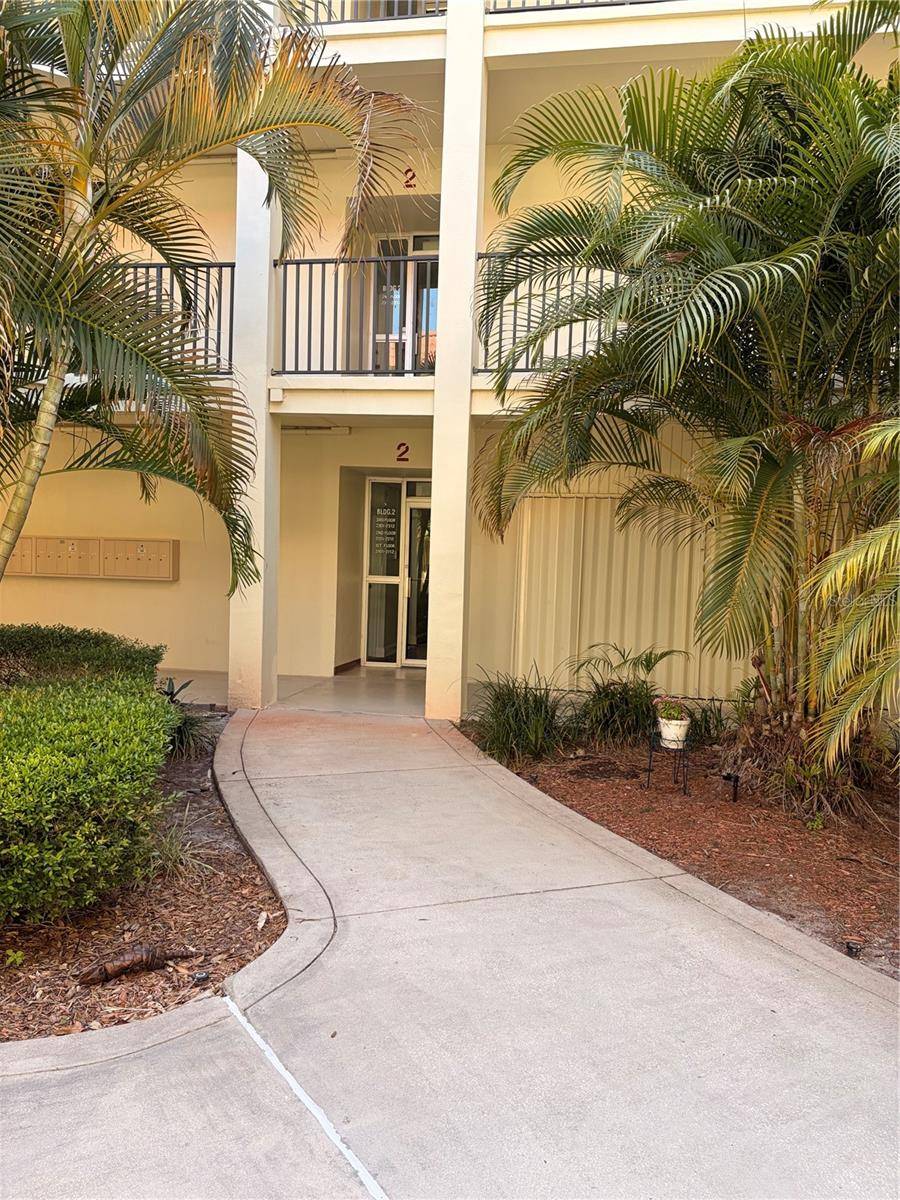 2700 BAYSHORE BLVD #2105, Dunedin, FL 34698