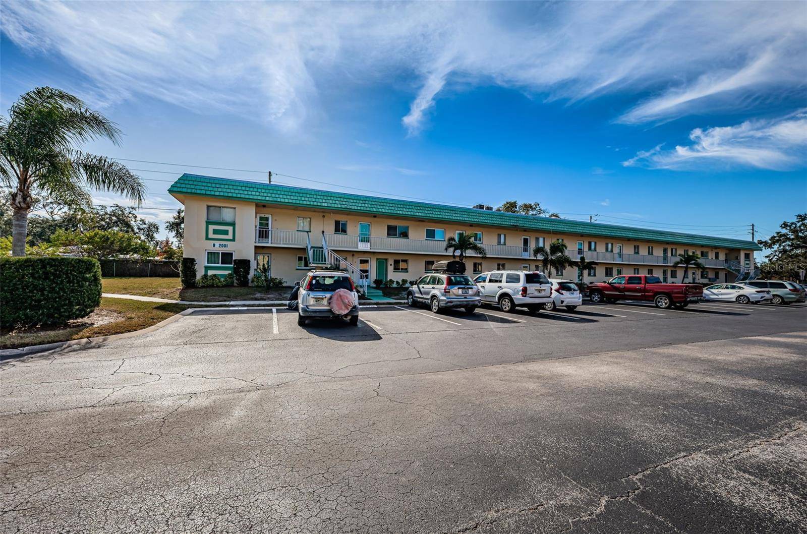 2001 GREENBRIAR BLVD #6, Clearwater, FL 33763