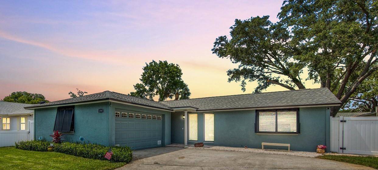 11987 106TH AVE, Seminole, FL 33778