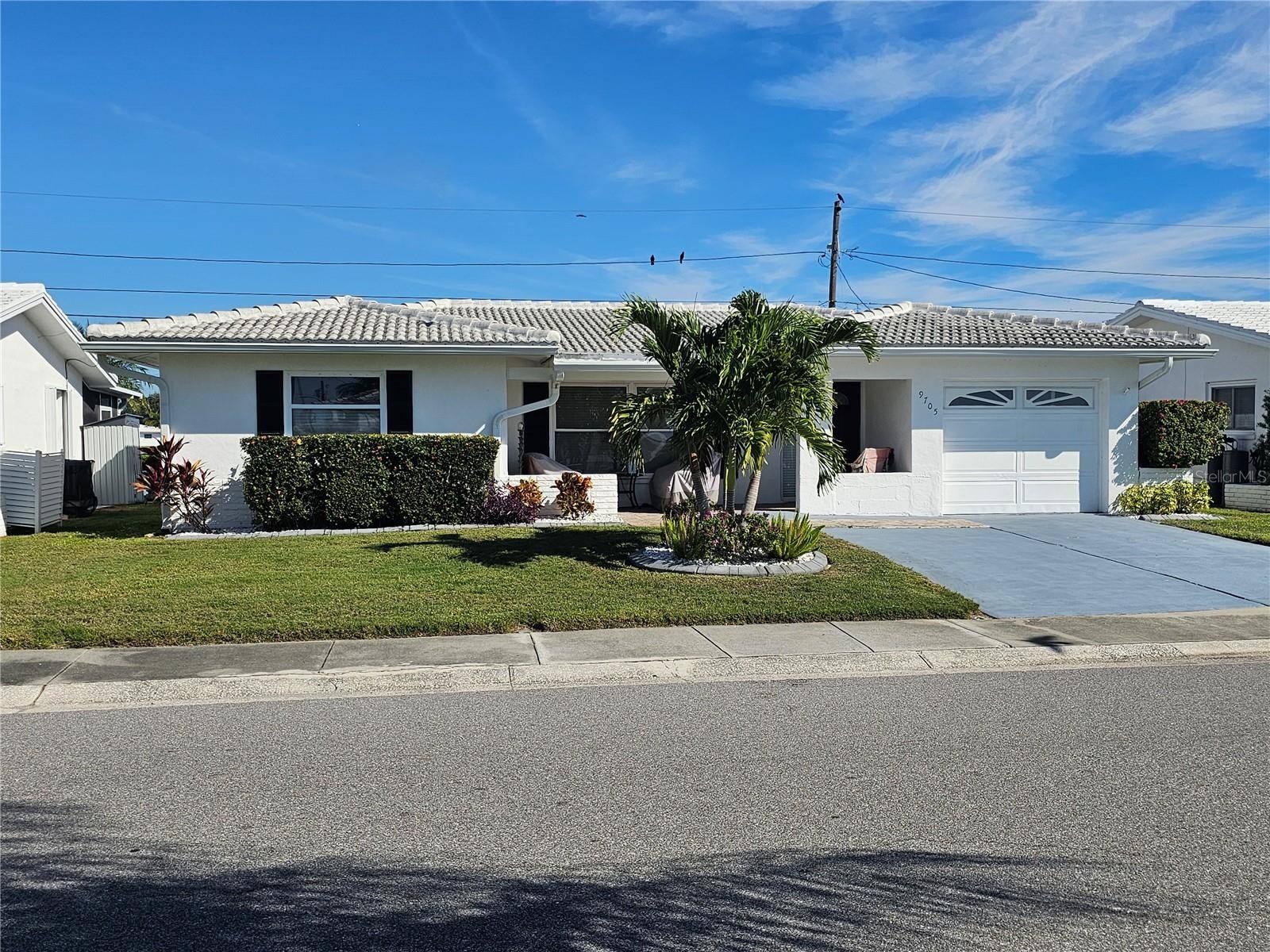 9705 MAINLANDS BLVD W, Pinellas Park, FL 33782