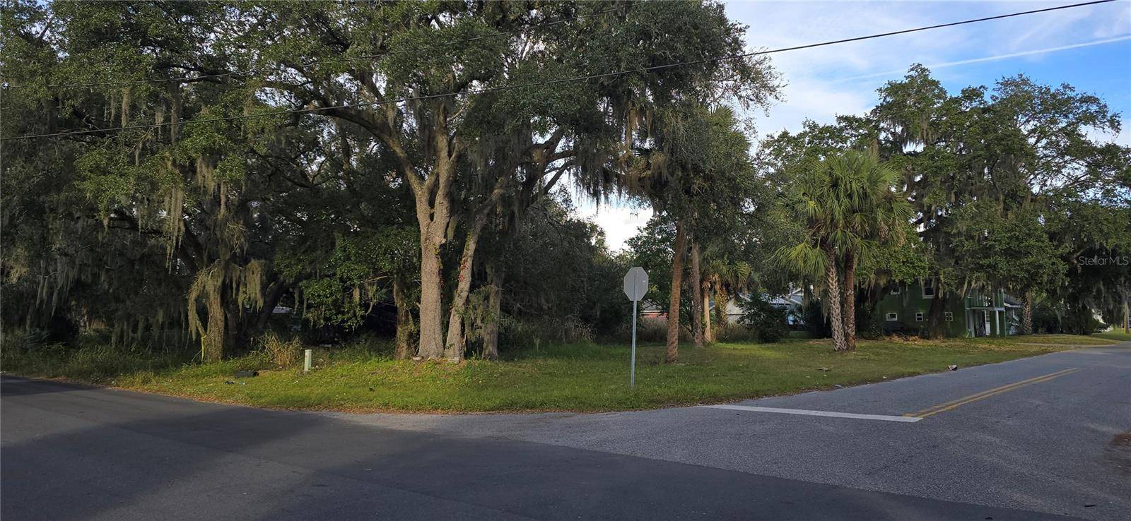 E 11TH ST, Sanford, FL 32771