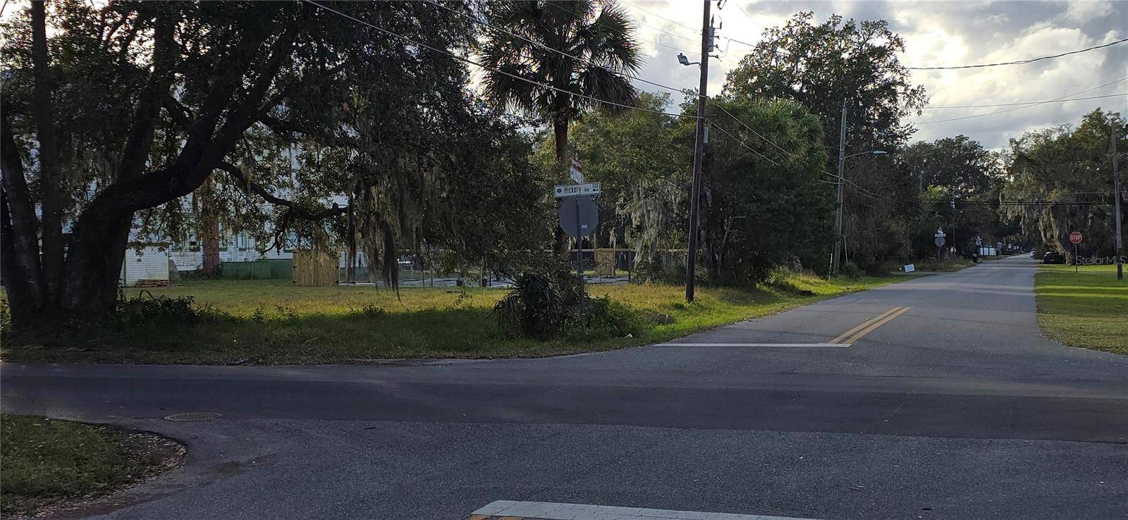 E 11TH ST, Sanford, FL 32771
