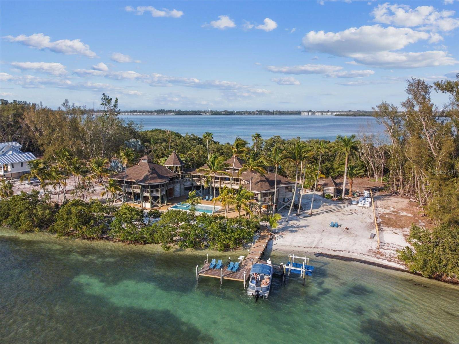 7147 LA LENAIRE DR, Longboat Key, FL 34228