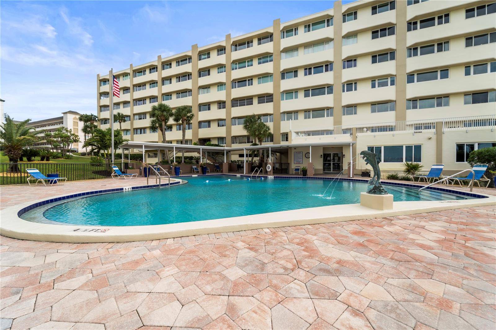 100 BLUFF VIEW DR #609A, Belleair Bluffs, FL 33770