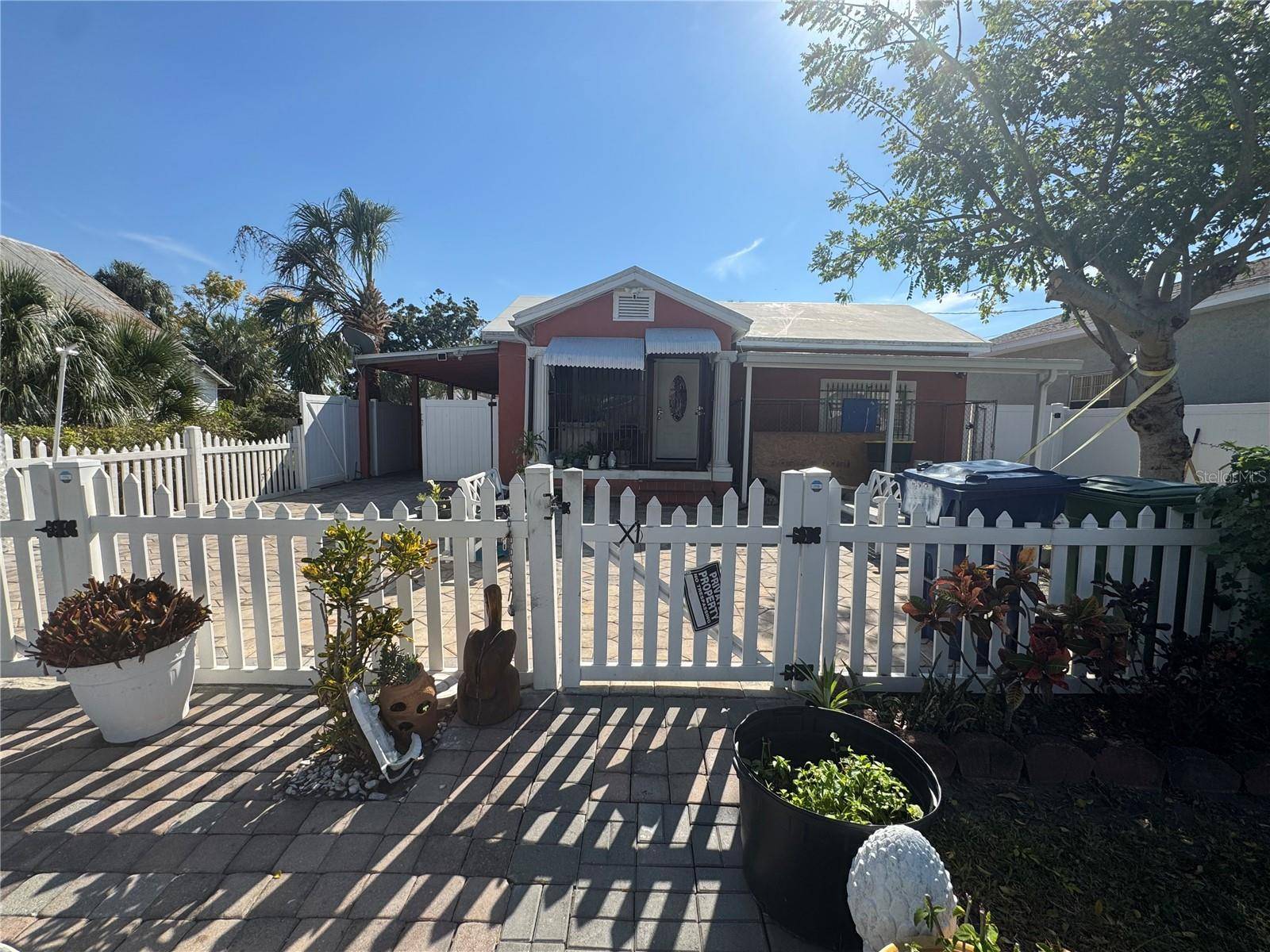 2312 W LA SALLE ST, Tampa, FL 33607