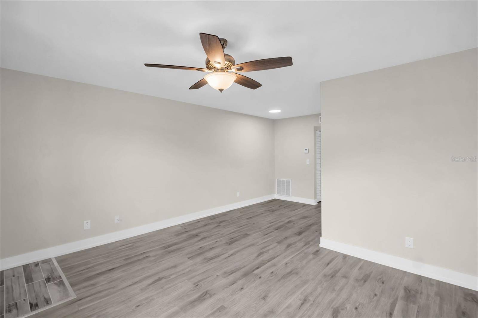 24862 US HIGHWAY 19 N #1105, Clearwater, FL 33763