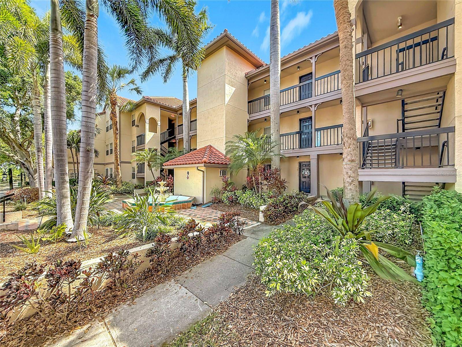 2400 FEATHER SOUND DR #933, Clearwater, FL 33762