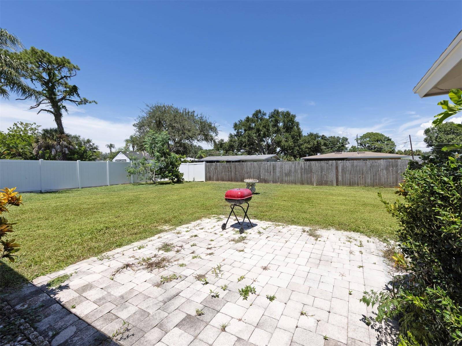 2161 INNER CASS CIR, Sarasota, FL 34231