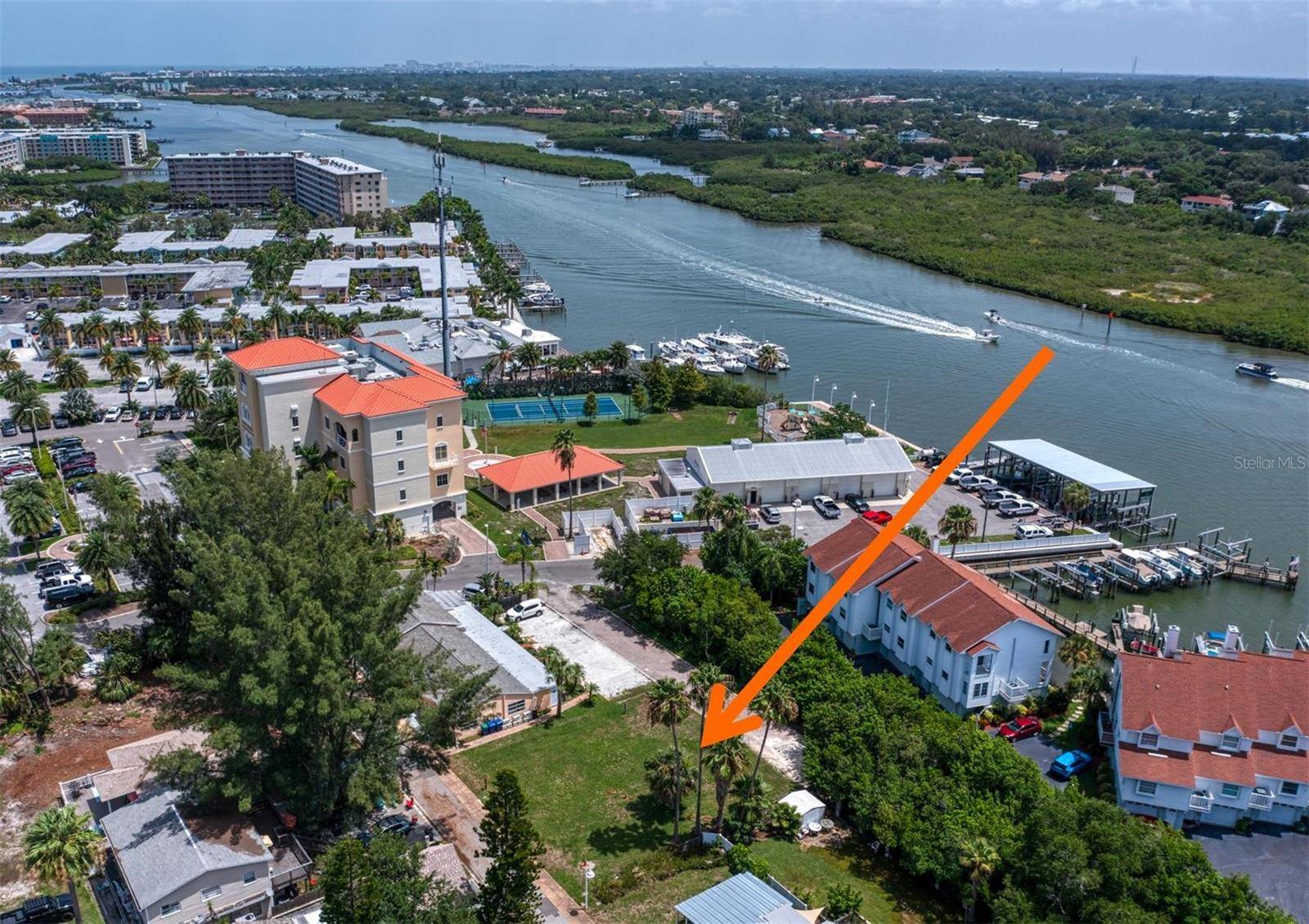 WHISPERING PINES DR, Indian Shores, FL 33785