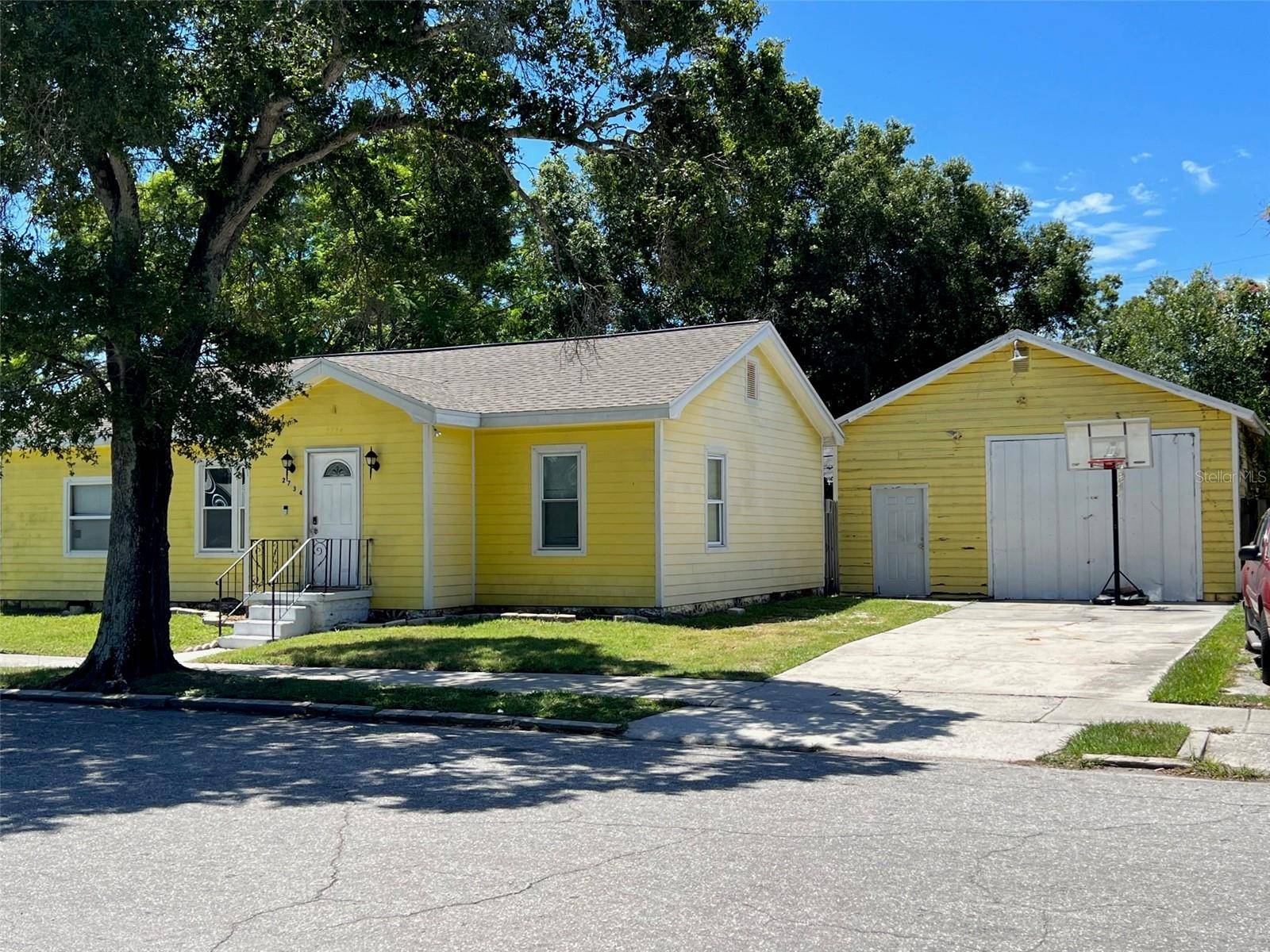 2734 53RD AVE N, St Petersburg, FL 33714