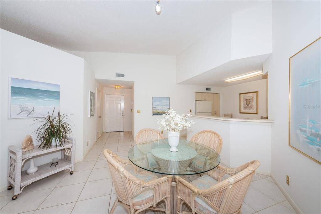 6151 BAHIA DEL MAR BLVD #220, St Petersburg, FL 33715