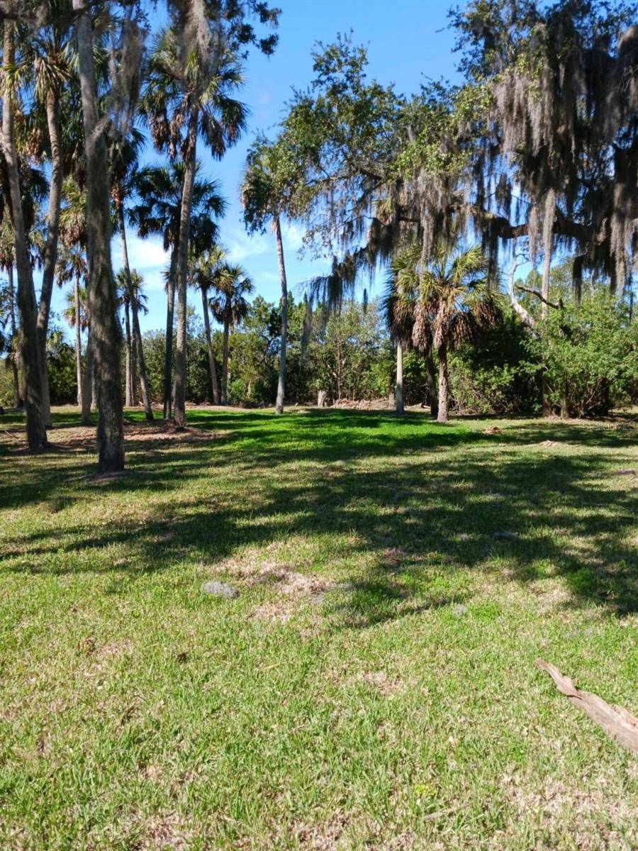 5353 TROPICAL WOODS CT, Port Richey, FL 34668