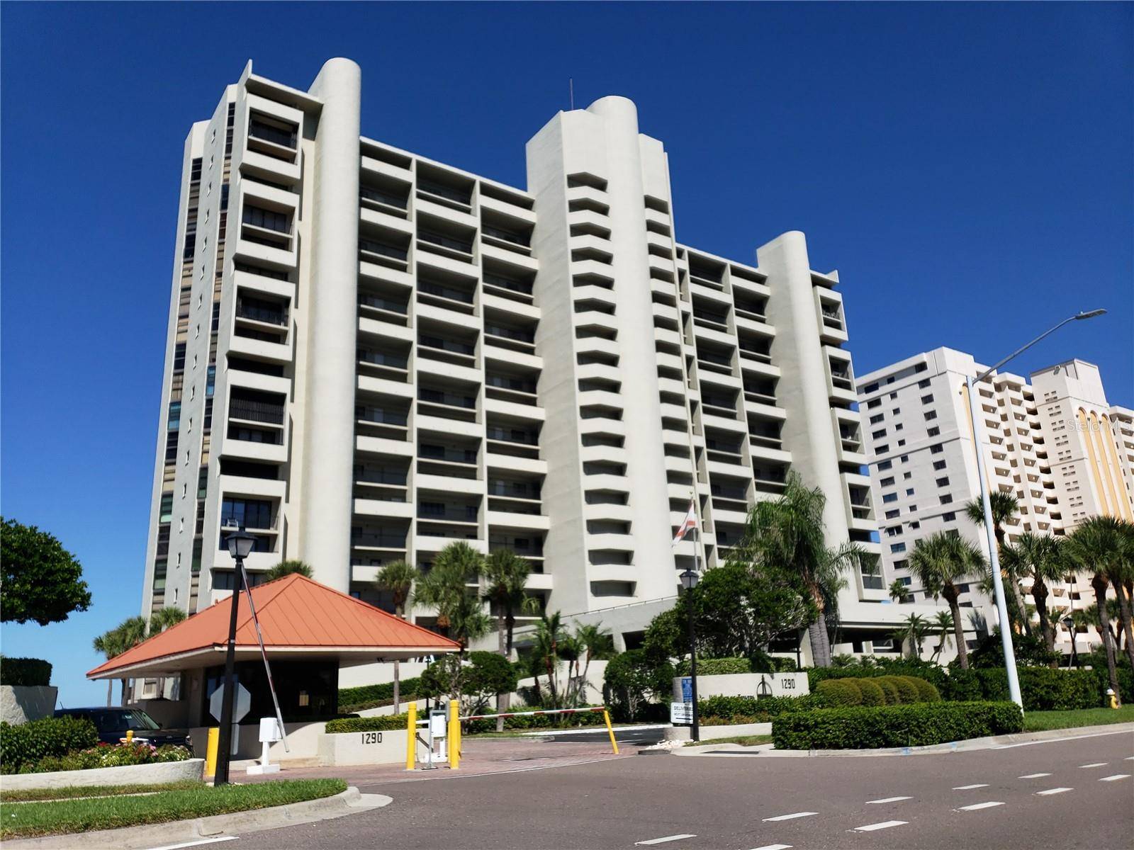 1290 GULF BLVD #907, Clearwater, FL 33767
