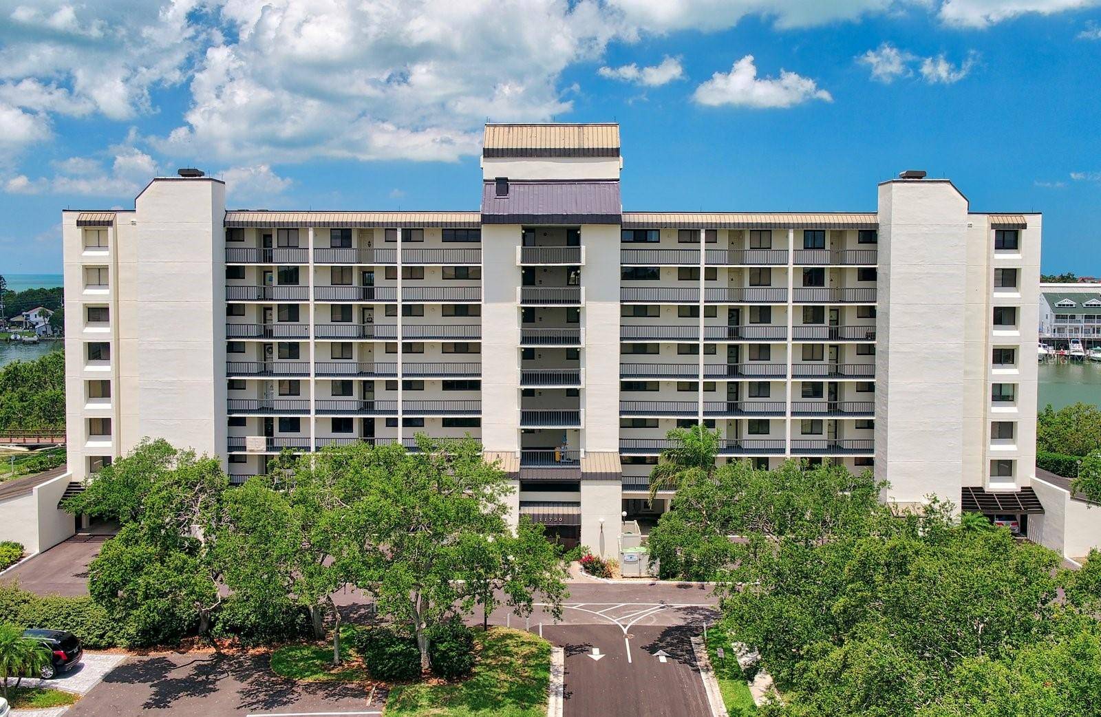 11730 SHIPWATCH DR #305, Largo, FL 33774