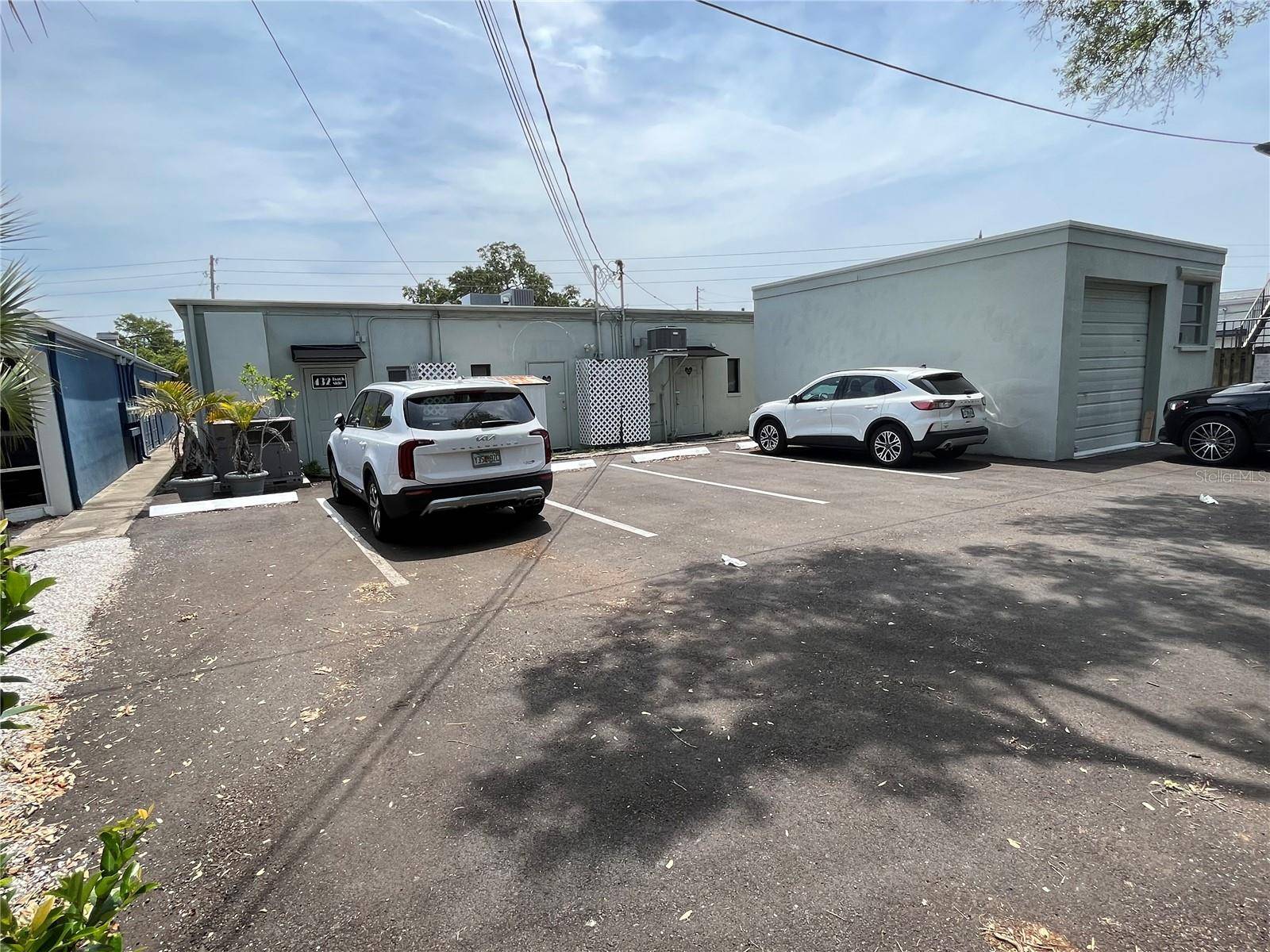 420 INDIAN ROCKS RD N, Belleair Bluffs, FL 33770