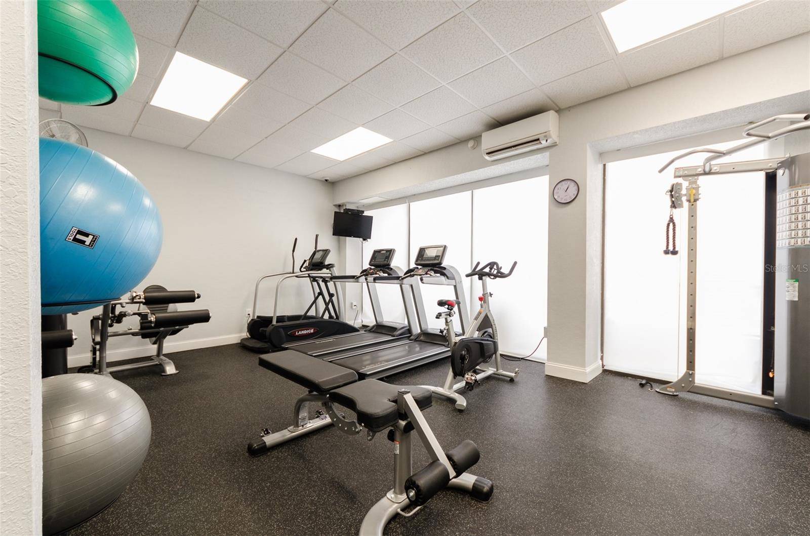 450 S GULFVIEW BLVD #405, Clearwater, FL 33767