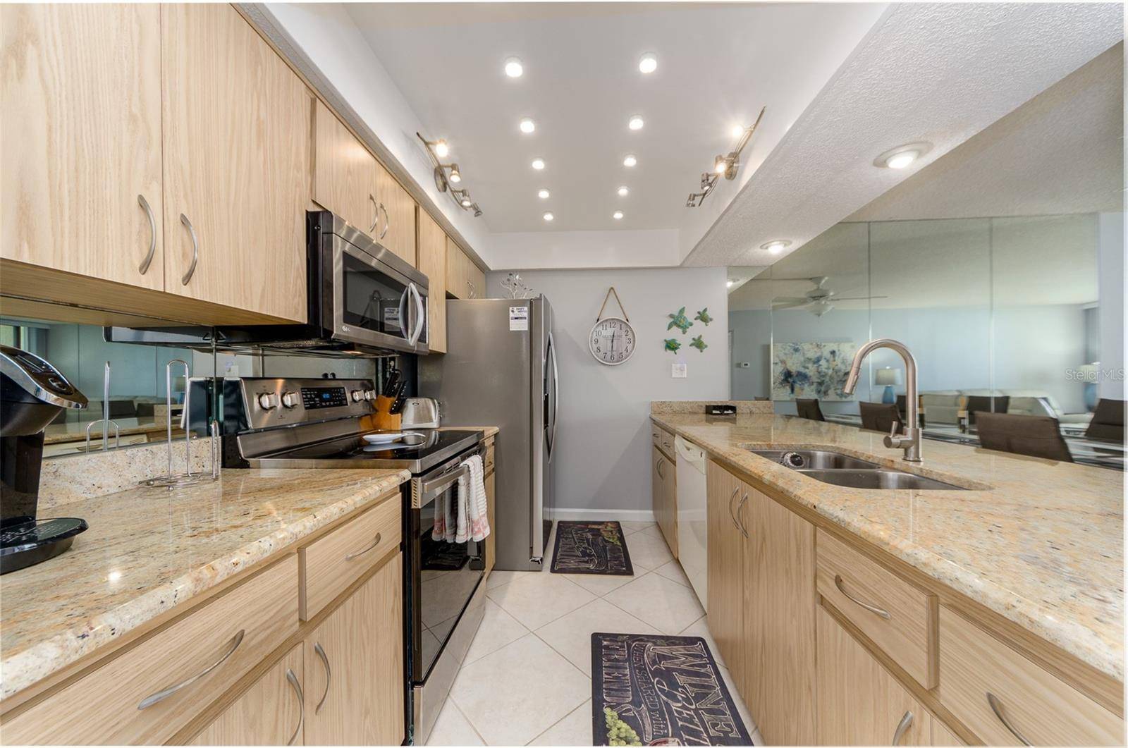 450 S GULFVIEW BLVD #1204, Clearwater, FL 33767