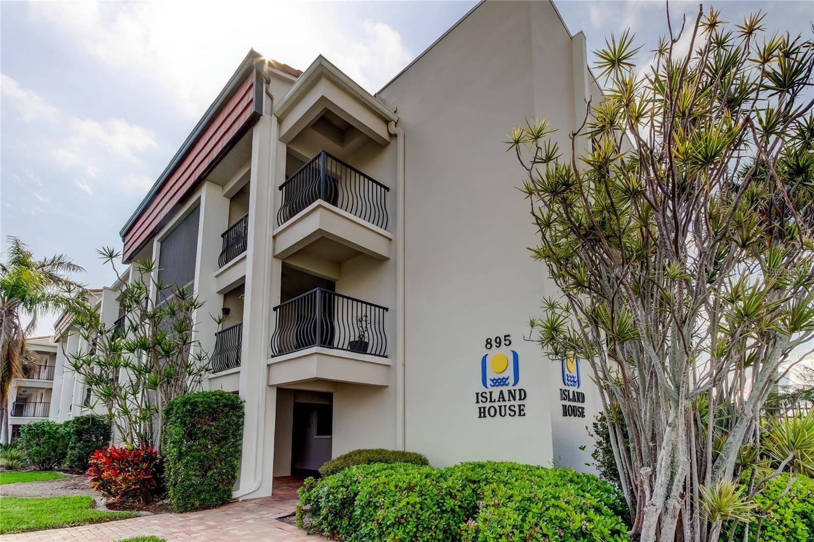 895 S GULFVIEW BLVD #202, Clearwater, FL 33767