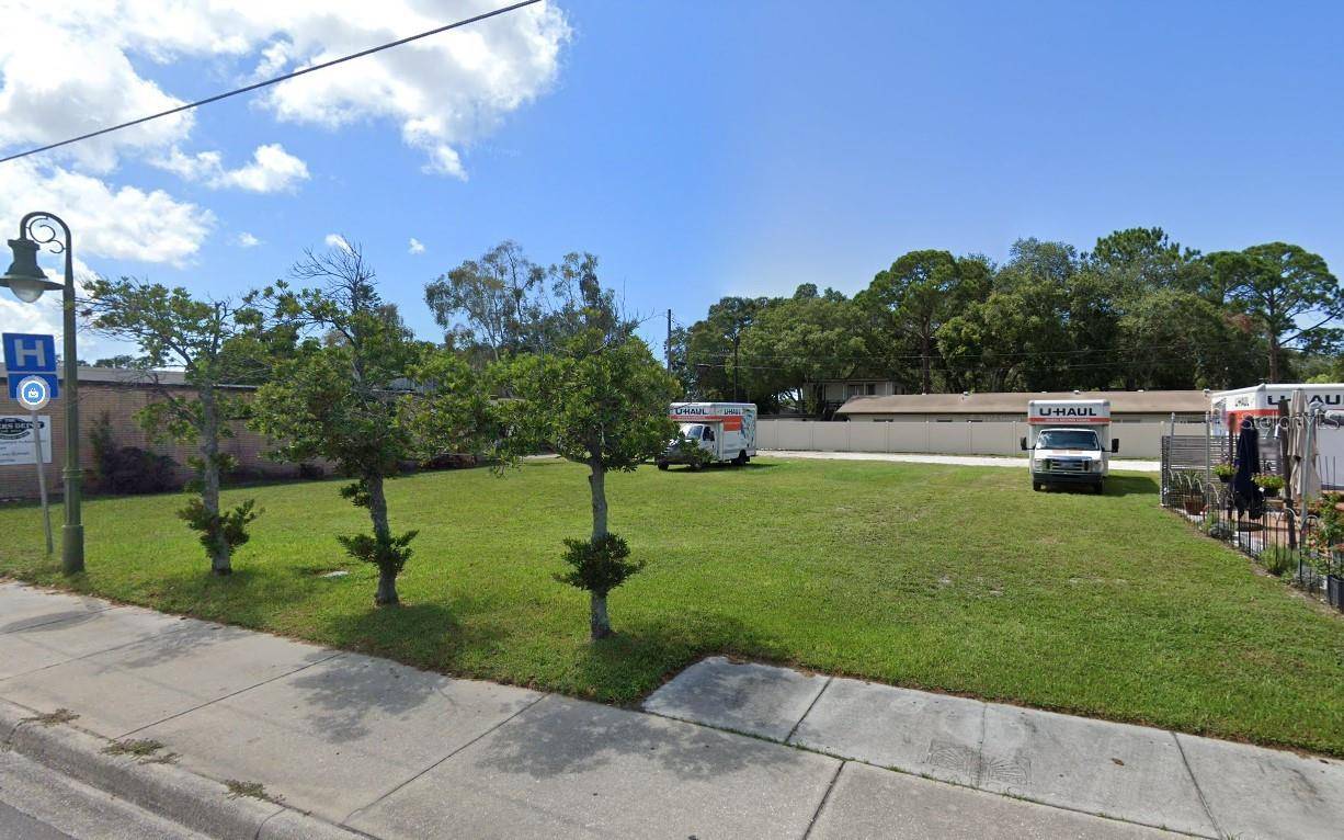 101 CLEARWATER-LARGO RD, Largo, FL 33770