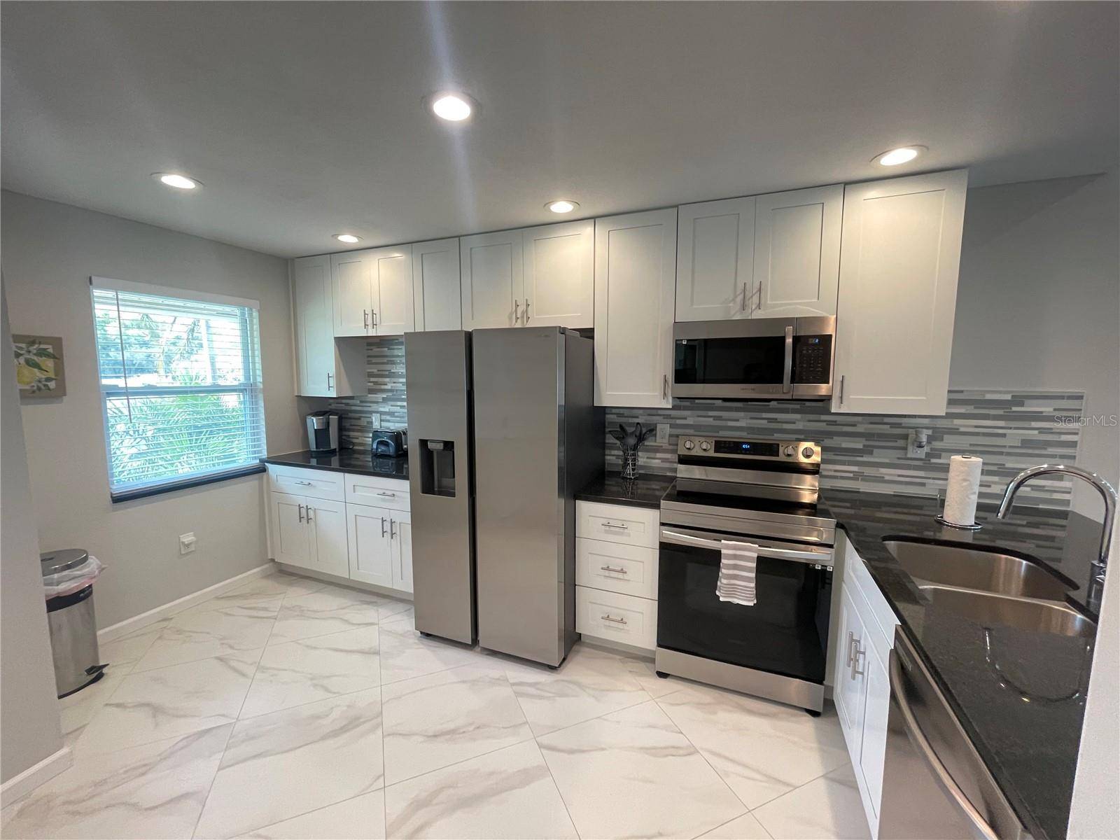 1821 ORANGE BOULEVARD WAY, Palm Harbor, FL 34683