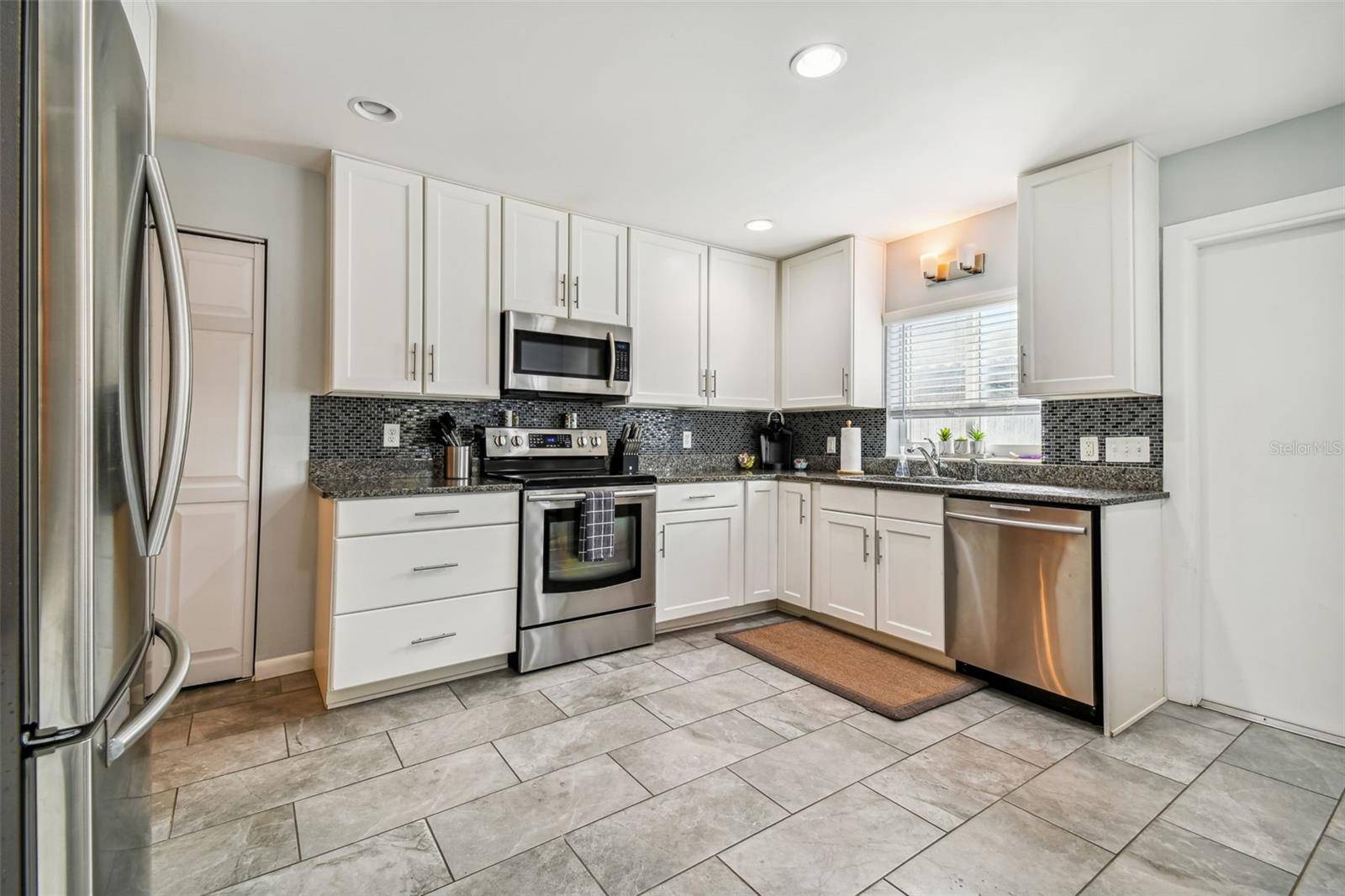 1523 BAYSHORE BLVD #6, Dunedin, FL 34698