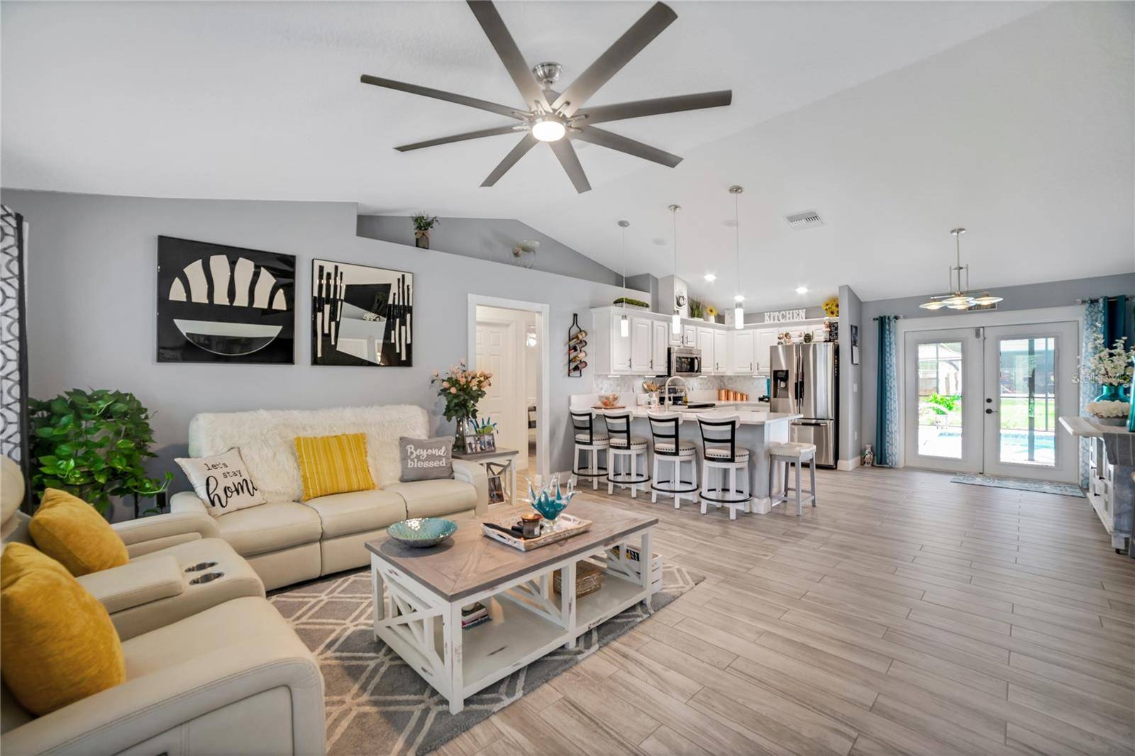 12476 JAYBIRD RD, Weeki Wachee, FL 34614