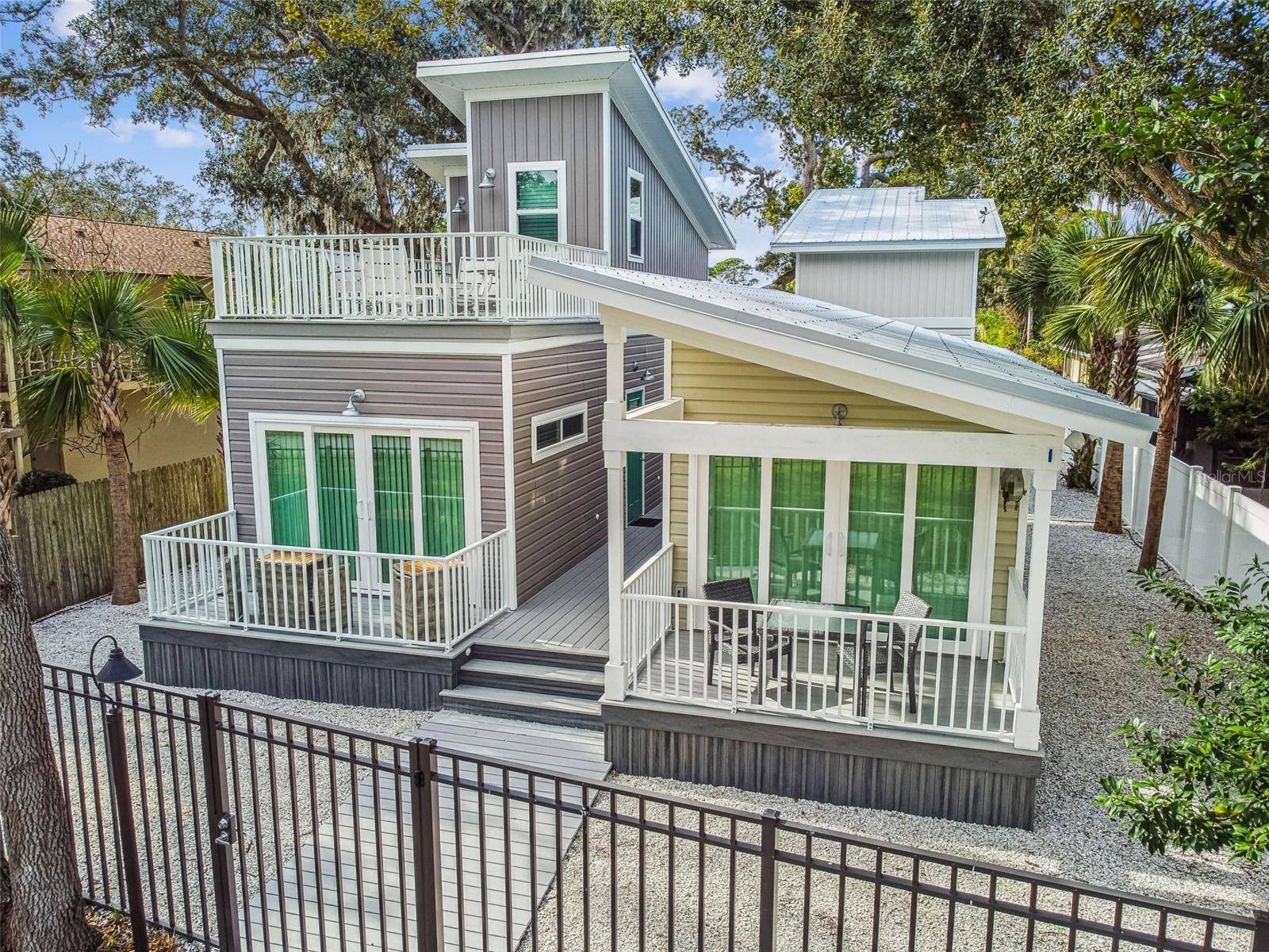 1523 BAYSHORE BLVD #3, Dunedin, FL 34698