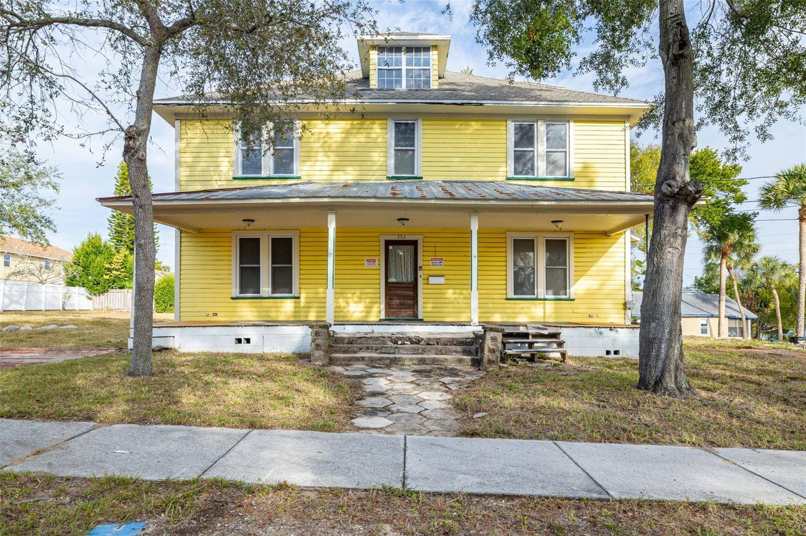 553 DIVISION ST, Tarpon Springs, FL 34689