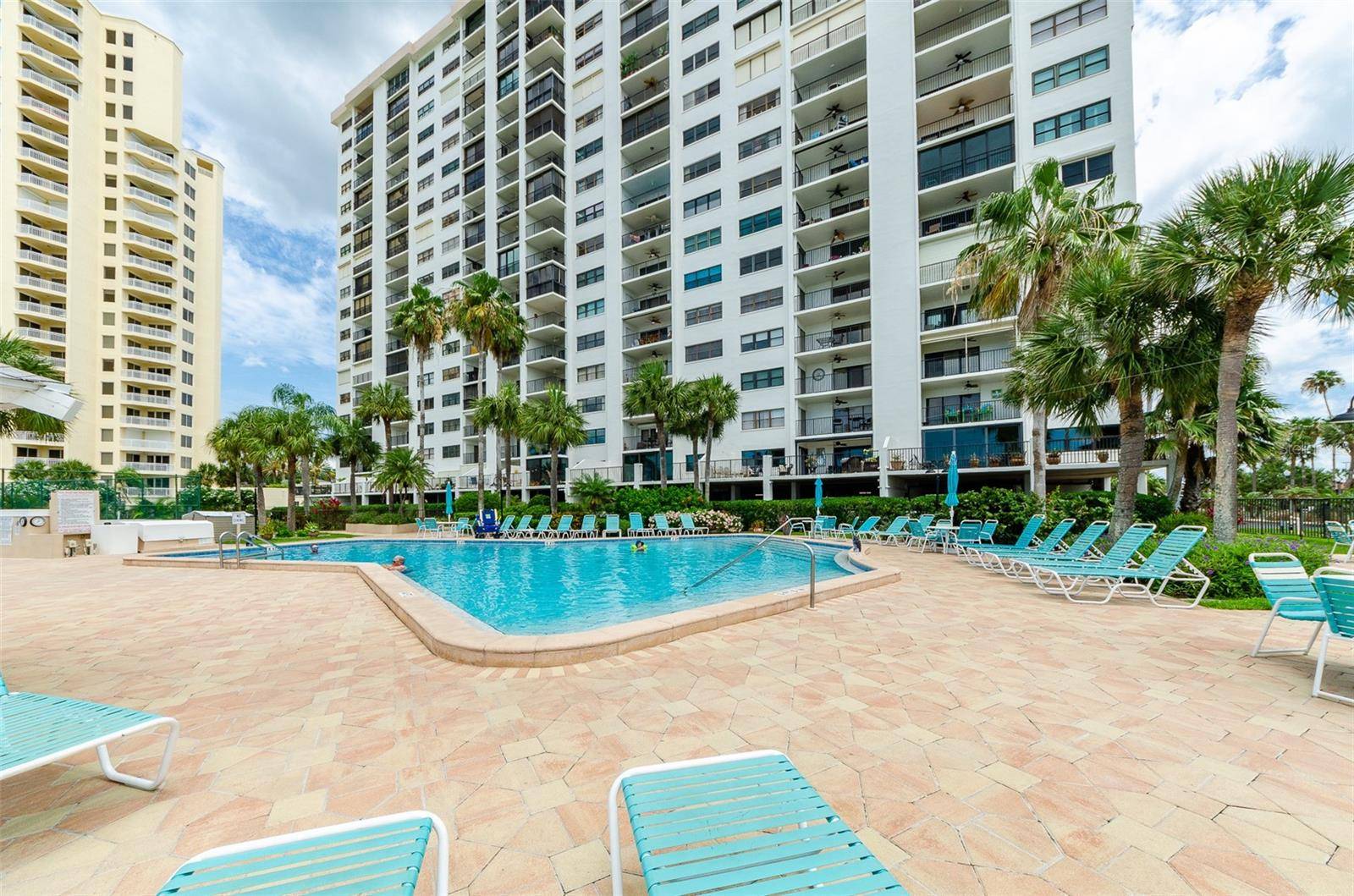 1230 GULF BLVD #1404, Clearwater, FL 33767