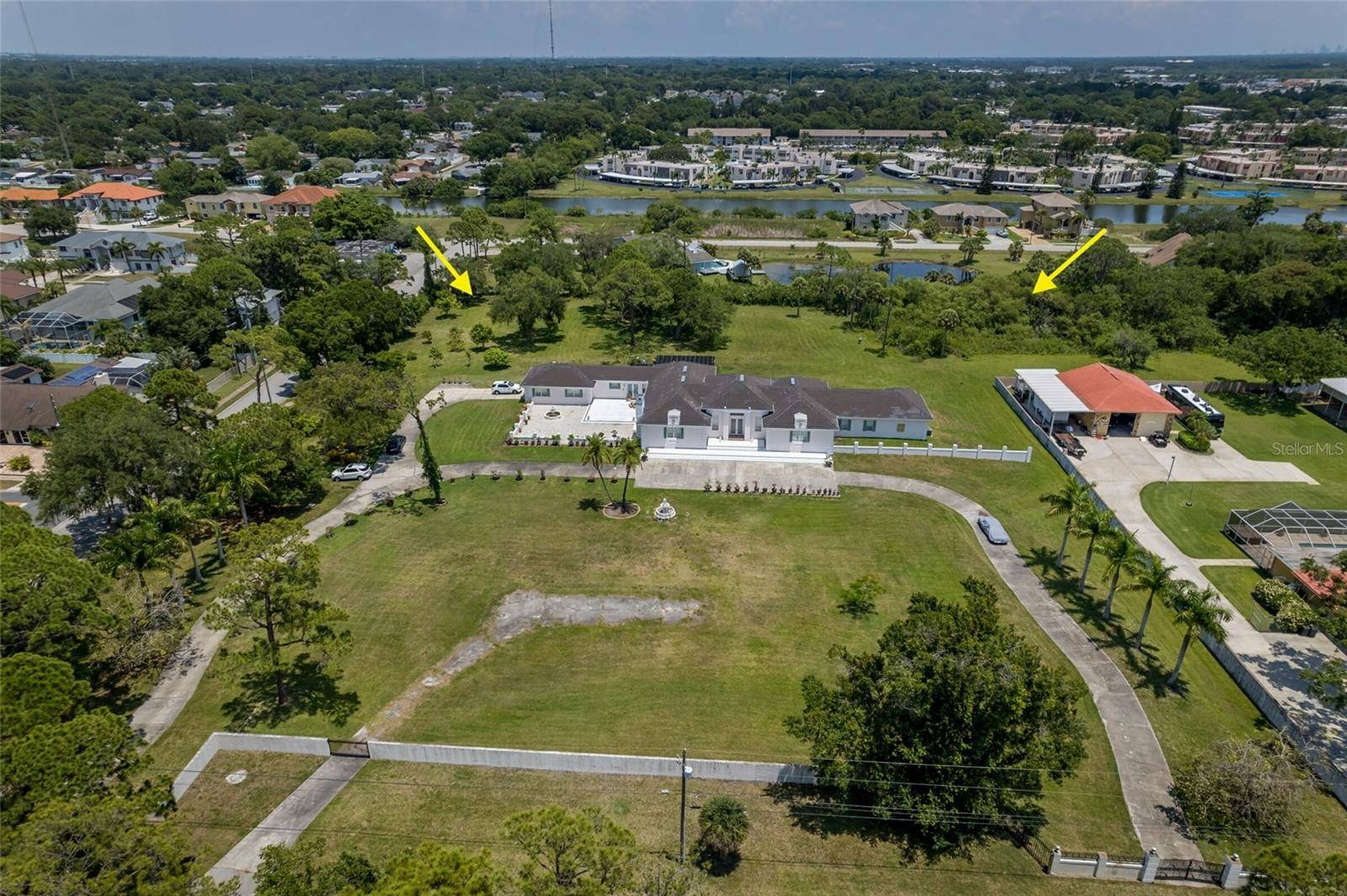 8181 98TH ST, Seminole, FL 33777