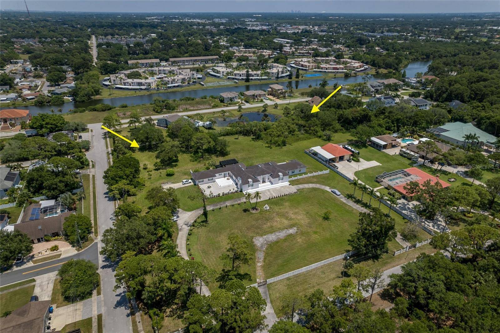 8181 98TH ST, Seminole, FL 33777