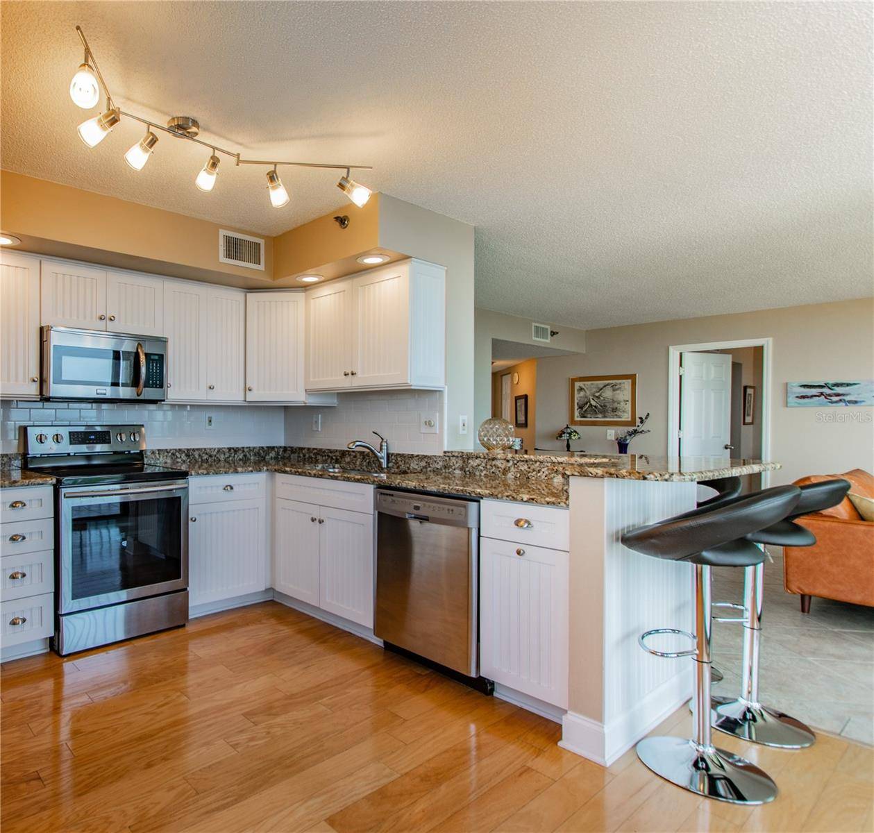 6322 PALMA DEL MAR BLVD S #1004, St Petersburg, FL 33715