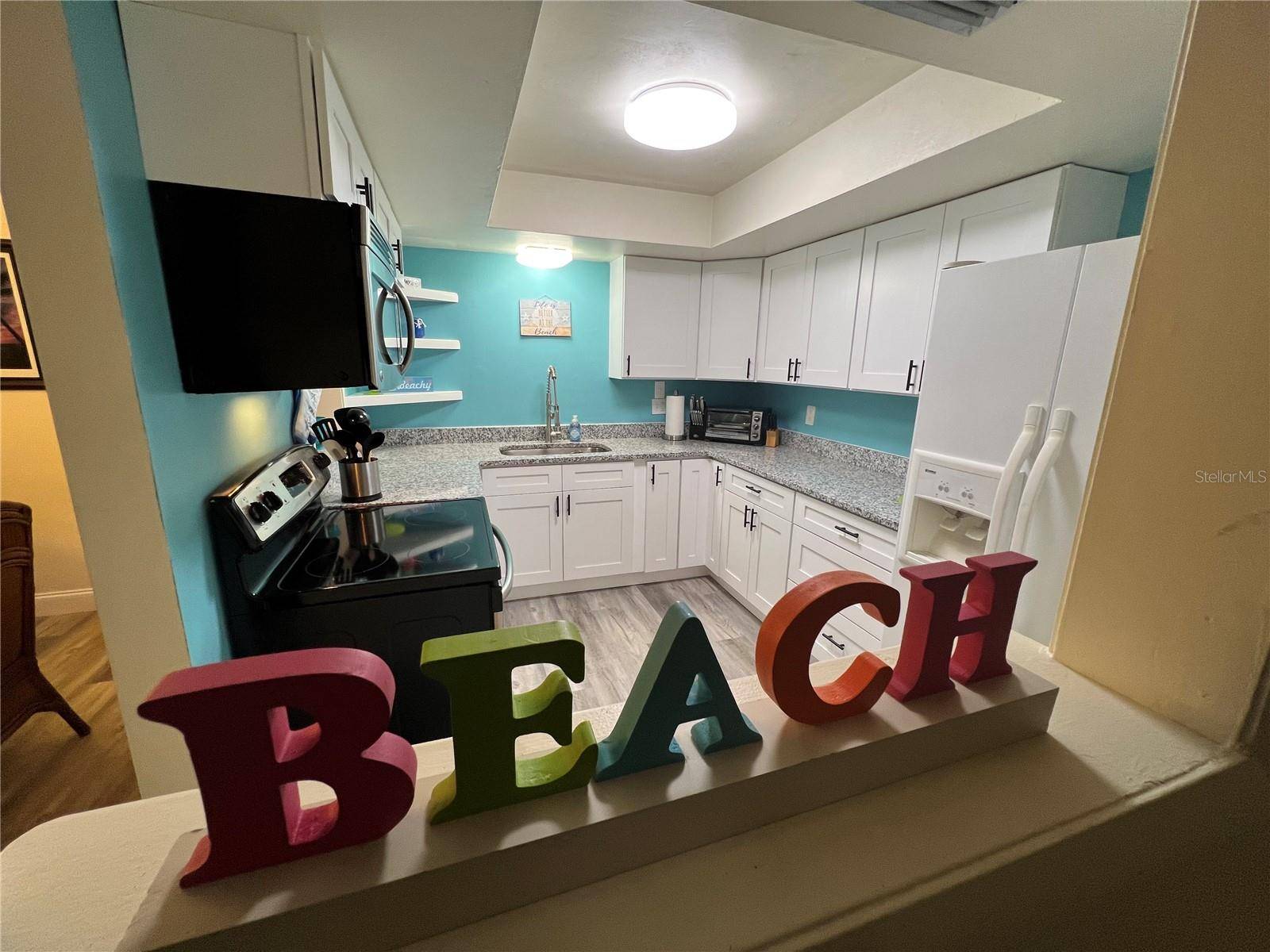 1406 N SATURN AVE, Clearwater, FL 33755