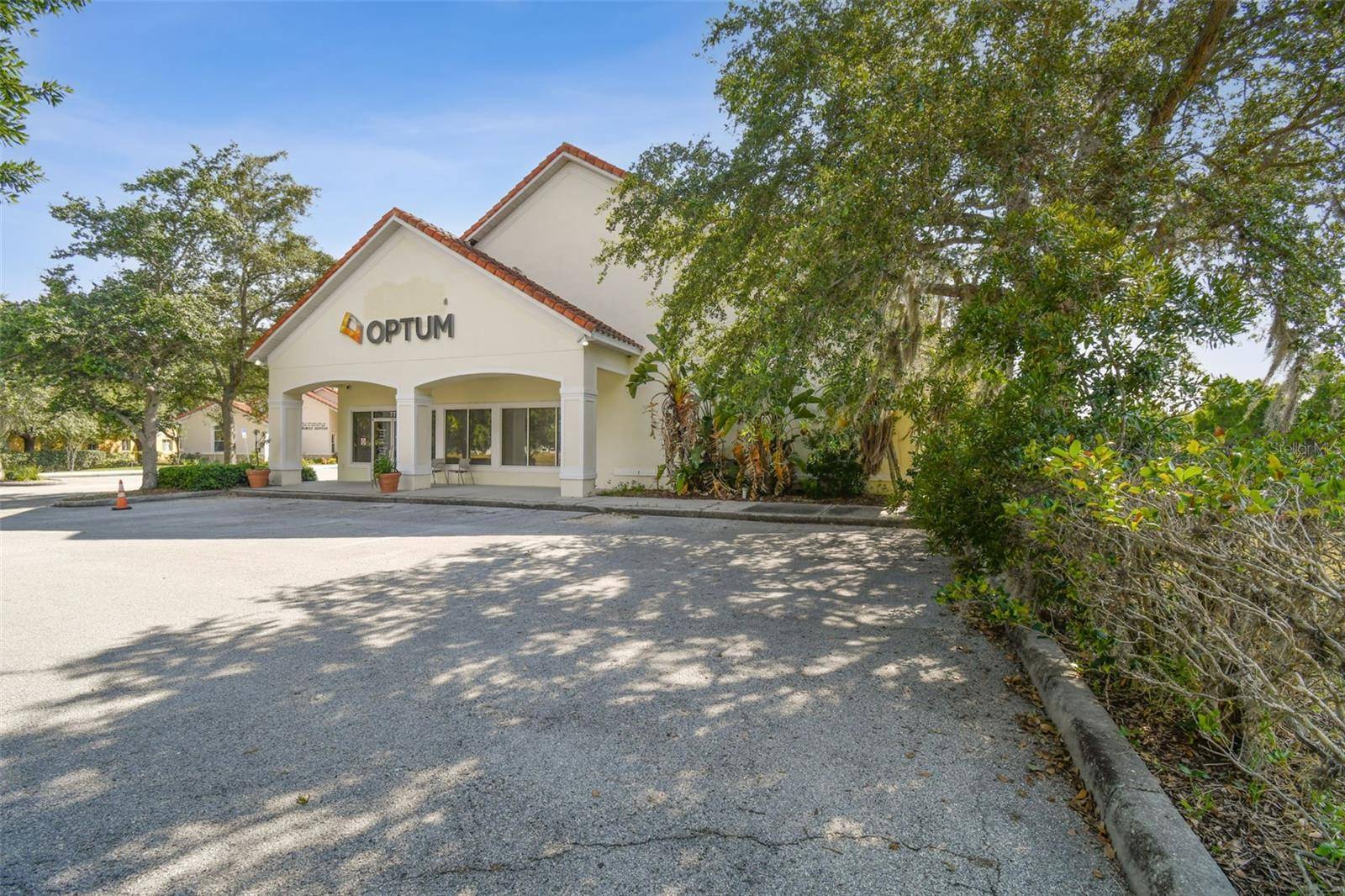 772 CORTARO DR, Sun City Center, FL 33573