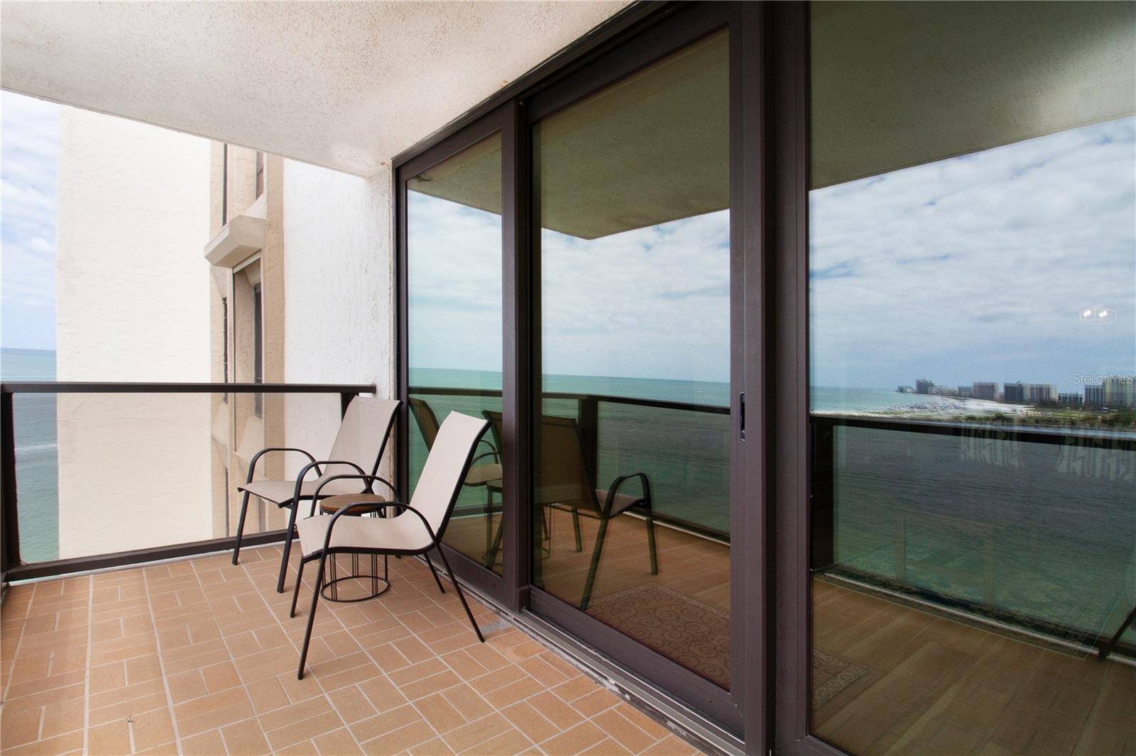 440 S GULFVIEW BLVD #1002, Clearwater Beach, FL 33767