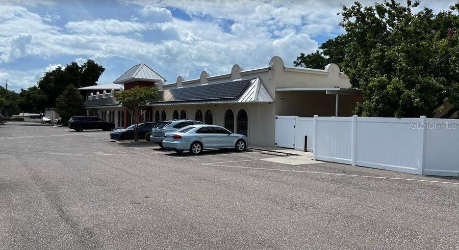 1550 MAIN ST, Dunedin, FL 34698
