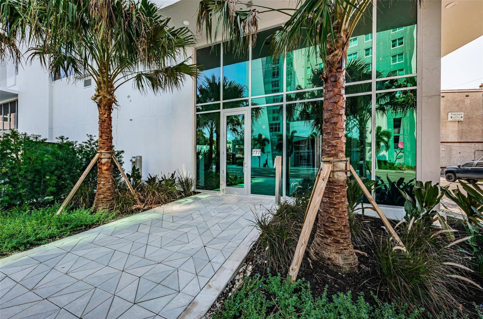 777 3RD AVE N #908, St Petersburg, FL 33701
