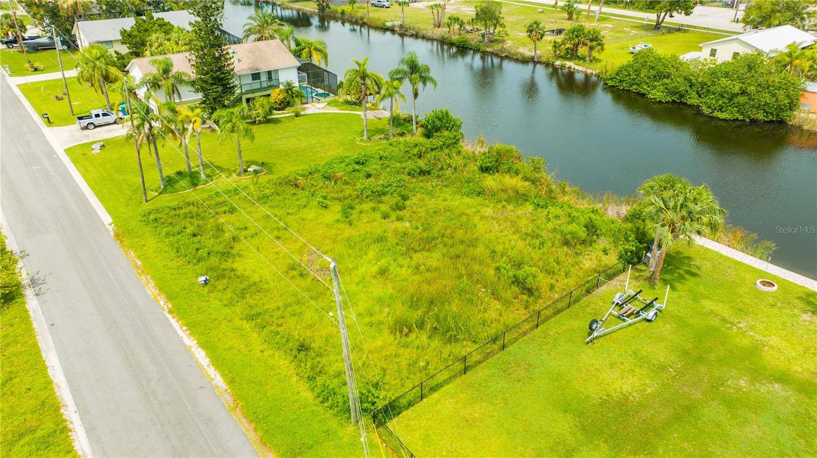 3326 FERNLEAF DR, Hernando Beach, FL 34607