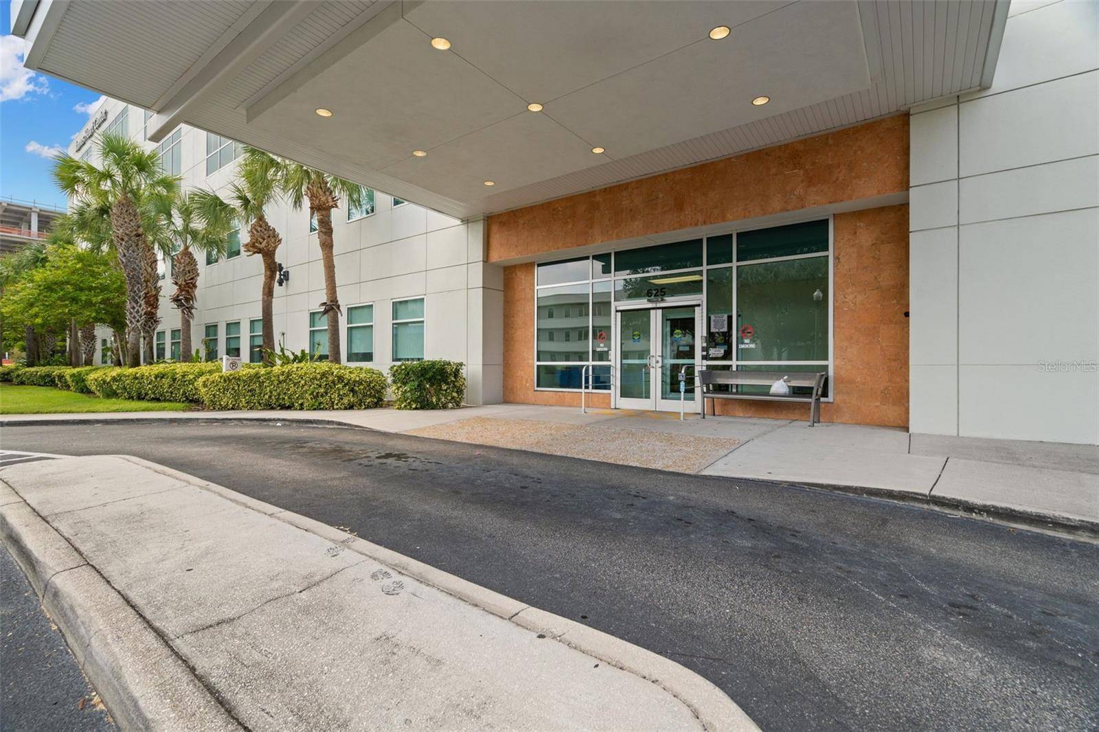 625 6TH AVE S #405, St Petersburg, FL 33701